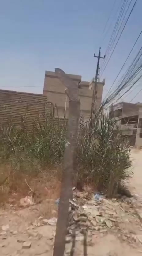 قطعة ارض للبيع
المساحة ٩٤ م

الواجهة ٥

النزال ١٨

قرب باب الجزيرة الثاني قرب مكتب النهرين

 ***********
