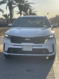 سورنتو ٢٠٢١ • V6 ٣٥٠٠ • ٧ راكب