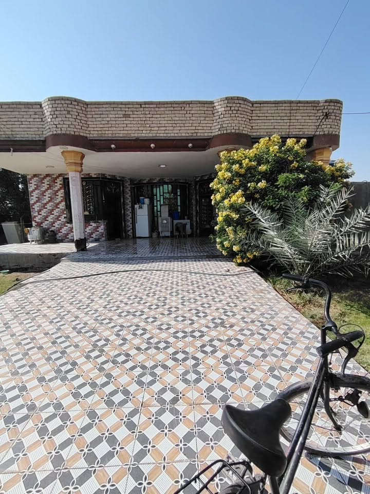السلام عليكم ارض للبيع  ثلاث دوانم ونصف بسمي مع بيت بناء جديد  طابوق البيت كونكريت  مسلح شيش اوكراني كامل غرفتين مع صالة مع مجمع صحيات داخل وخارج مع استقبال  مع خدمات ماء اسالة وسقي وكهرباء مع نخلة العدد 35 نخلة حمالة متنوعة الاصناف  العنوان بابل ابي غرق العنوان خلف معهد ابي غرق 

للاستفسار  عن السعر اتصل او واتس اب 

 ***********

***********

