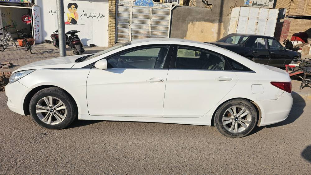 سوناتا ١٣
وارد امريكي
مكينة GDI 2400
لون ابيض صدفي
تحكم ستيرن 
ماشية ١٨٠ الف
رقم ميسان
كير ومكينة مكفول
115 وبيهه مجال قليل عمارة, ميسان


**إذا كنت صاحب هذا الإعلان وتريد حذفه لأي سبب، رجاءا أرسل رسالة إلى الدعم الفني**