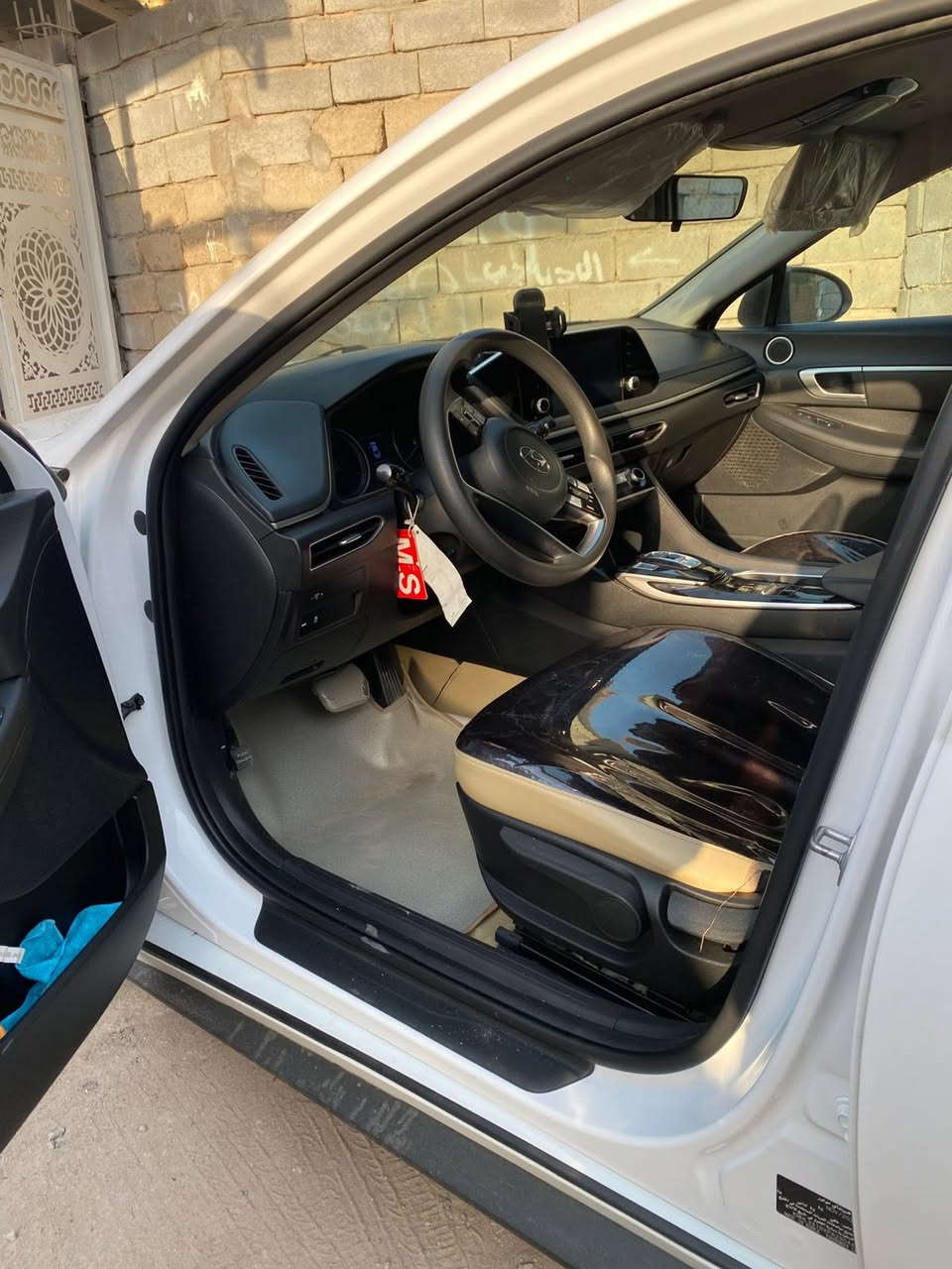 سلام عليكم سوناتا موديل
2023 خليجي   كفاله عامه رقم اربيل
وكاله ب اسمي تحكم ستيرن
كير بيانو شاشه كامره حساس
خلفي امامي للعلم السياره
نص فول يعني تجي سويج
سبير منازل سياره حلوه مال بيت

عنوان السياره بصره كرمه علي 
 استفسار اكثر  رقم صاحبه / ***********
