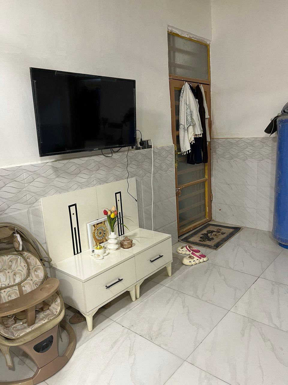 بيت ٦٠ متر للبيع 
سكلة كرعاوي قريب كلش على الشارع العام 
ماي وكهرباء متوفرات بصورة مستمرة وكافة الخدمات الأخرى 
السعر ٣٠ وبي مجال للاستفسار واتساب 
***********
ممنوع مراسلة ماسنجر فقط واتساب ❌❌❌
