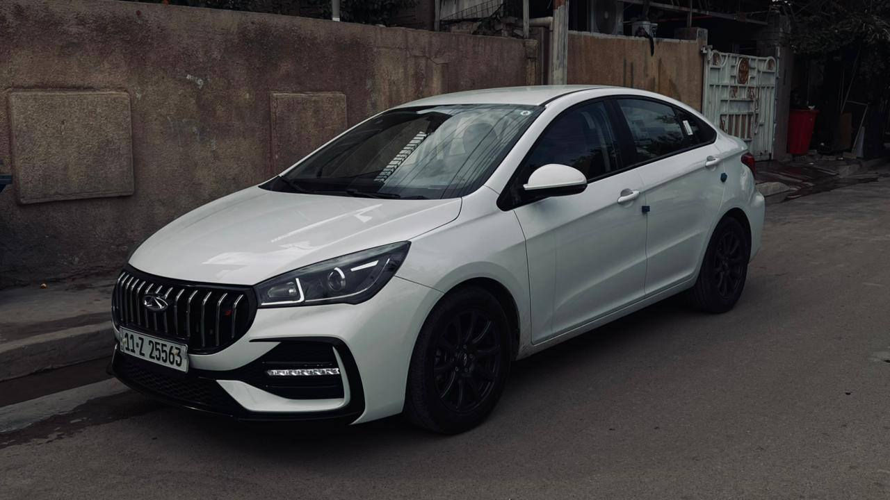 السلام عليكم شيري اريزو 5 موديل 2025 ماشيه 20450 مكفوله من الدعاميه للدعاميه سياره مدوشمه ارضيه كشنات جنطه السعر 107$ وبيها  مجال شي بسيط مكاني بغداد الدورة ابو دشير للتواصل رقمي *********** ابو زيد
