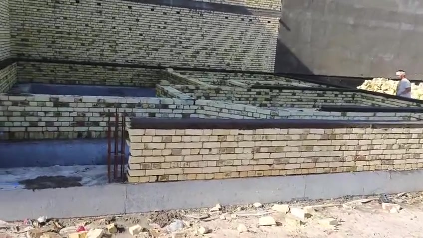 سلام عليكم خلفات بناء بلوك طابوق فرمستون قطعي أو ع دبل شغل هندسي ونضيف وسريع شرط ضمان دقه مكاني البصرة لاستفسار***********
