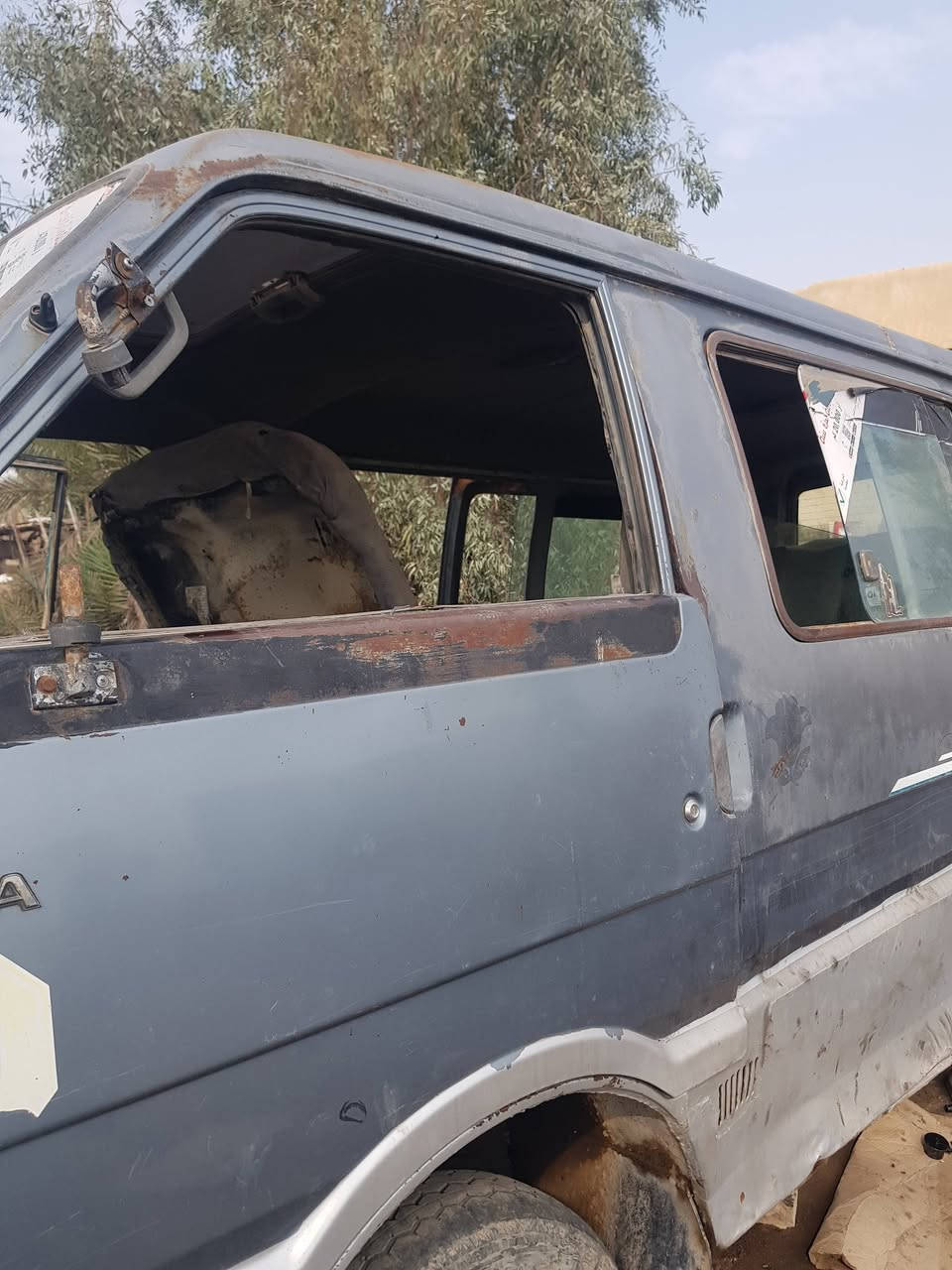 السلام عليكم
كيا بسته رقم صلاح الدين بدون مكينه وبدون تحويل موديل ١٩٩٤ للبيع
***********
