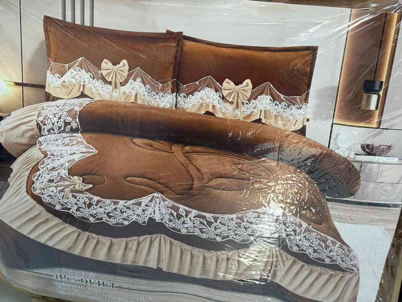 #اللهم_صل_على_محمد_وال_محمد 🎅فضل الله وصل
لحاف  +اثنين وجه مخده +جرجف لاستيگ
يتوفر خدمة توصيل..العنوان الحمزة الشرقي شارع الهوى قرب ازياء الجوهره 
***********. ....واتساب
‏ ‎ملاحظة/ ضمان لحقوق زبائننا  التاكد من الالوان و نوع الخامه عنده توصيل  🤍🌹
