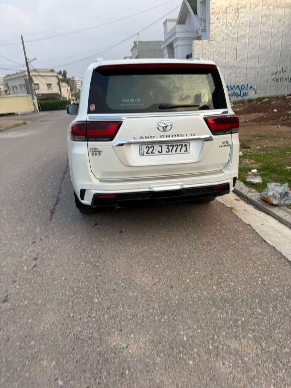 𝐓𝐎𝐘𝐎𝐓𝐀 𝐋𝐀𝐍𝐃𝐂𝐑𝐔𝐒𝐄𝐑 2024  VX   Twin turbo 𝐋𝐈𝐌𝐈𝐓𝐄𝐃 plus 
شركة ساز. بعده بحالة وكالة و ضمان شركة.  مكفولة من كلشي. على ppf كامل ضمان 10 سنوات و رقم مميز.  ماشيه 26 الف
***********
مكان سيارة اربيل Singapore
