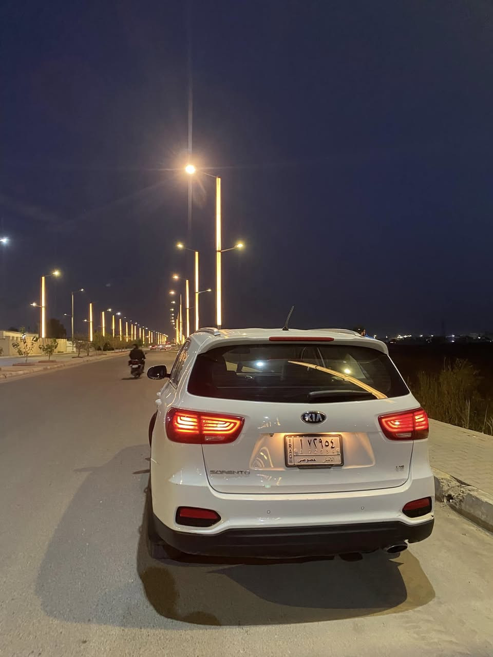 سورنتو 2019 خليجي 6 سلندر 
مكفول كفاله عامه عدا شبر صبغ بالدعاميه شاشه كامره خلفيه واماميه وحساسات خلفيه كشن جلد اشاير جانبيه ماشيه 113 الف السياره كلش نضيفه وعلى ايد وحده من الشركه لهسه للتواصل واتساب وخط ***********
