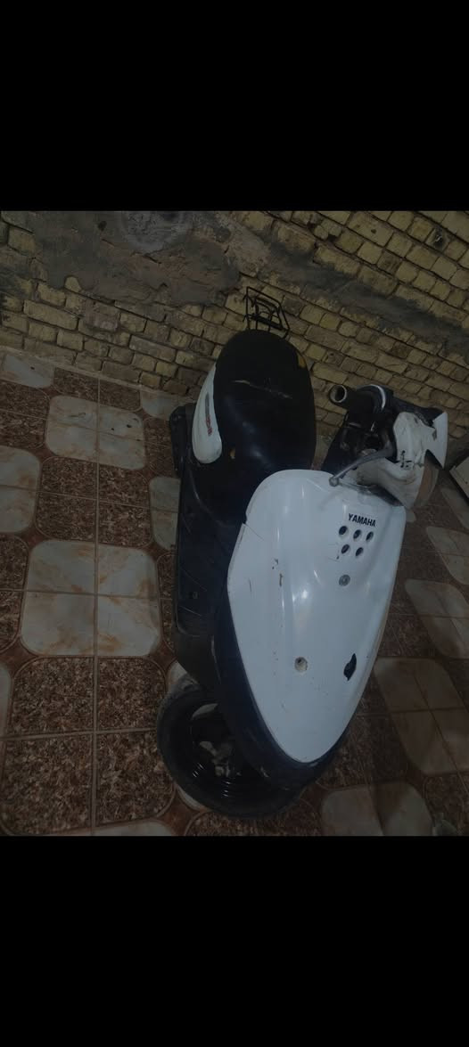 سلام عليكم دراجه للبيع او مراوس منغولي استوني مجفت صار يومين بس لايت شغال شاصي مكفول شرط
مكاني رميثه 
*********** 
السعر200
