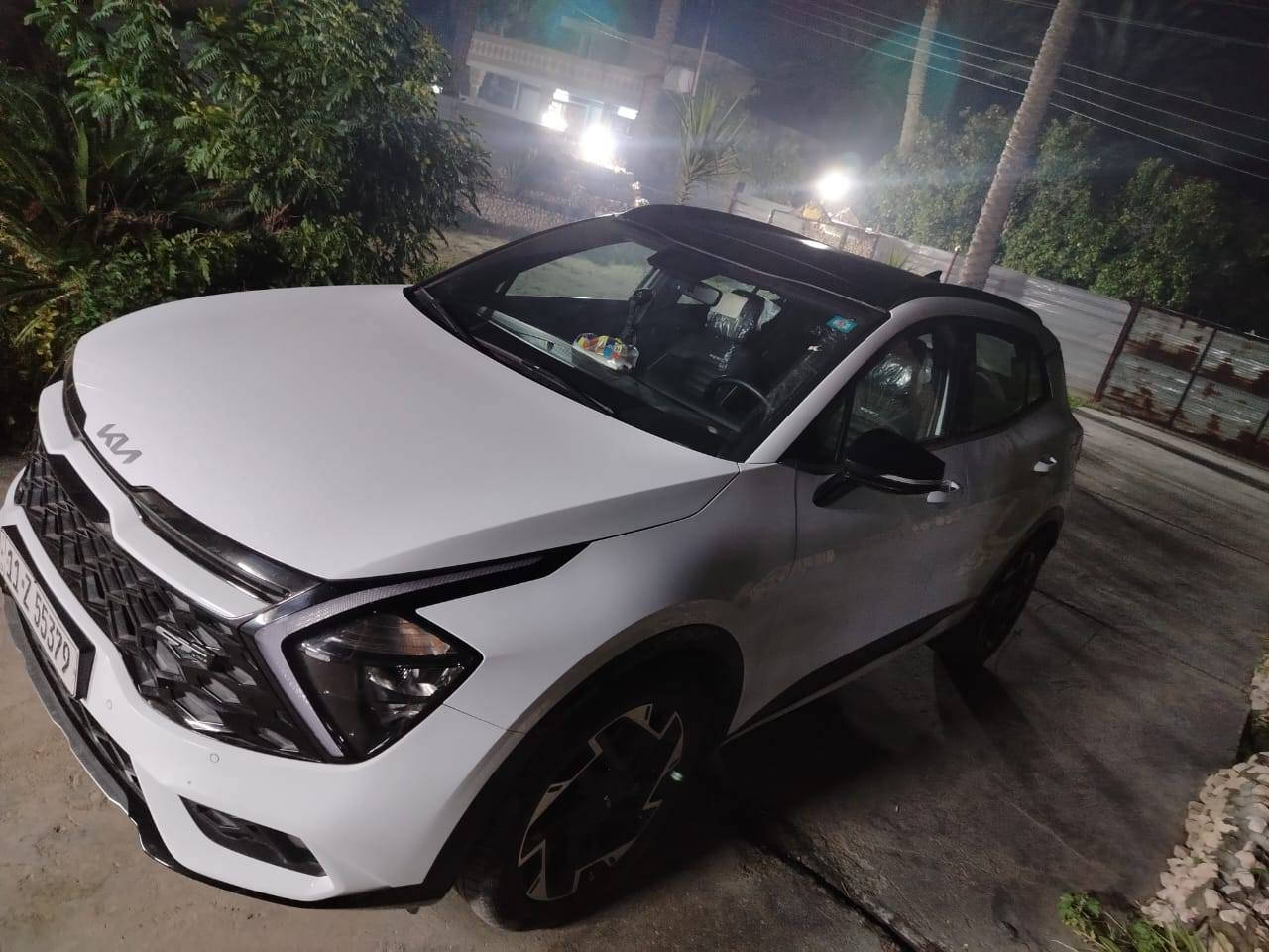 السلام عليكم
كيا سبورتج ٢٠٢٥ للبيع 
وارد خليجي 
المواصفات GT line
شاشه متصله 
كشنات كهرباء 
الكشنات جلد 
تدفئه و للكشنات 
تدفئه ستيرن 
حساسات اماميه وخلفيه 
كامره خلفيه 
نقاط عمياء 
صندوق كهرباء 
سقف بنوراما 
دخول ذكي 
مثبت سرعه 
اوتو هولد 
هاند بريك كهرباء 
تحكم في مستوى الضوء 
السياره مع ثنين بصمات 
تشغيل عن بعد 
 
مكينه ٢٠٠٠ اربعه سلندر 
ممشى السياره 9800 اخت الزيرو

للستفسار الاتصال على رقم  ***********
***********
