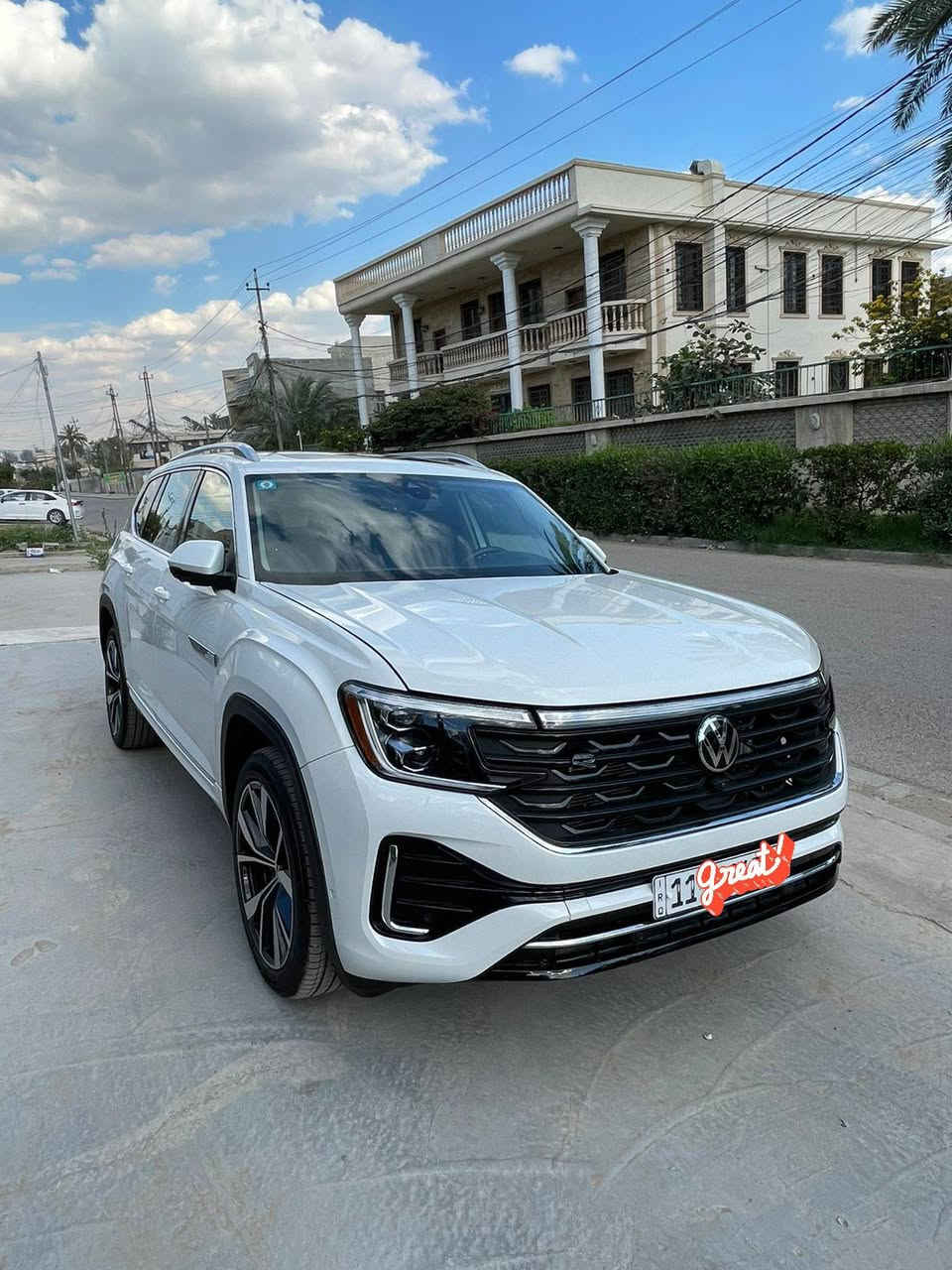 السلام عليكم ورحمة الله وبركاتة 

VolKswagen  Atlas SEL Premium R_Line  2024

عداد المسافة : 29000 الف مایل 

ضرر : فقط جاملغ وشويه بنيد بدون داخل شرط فحص

ارباك ضارب 

دعامیە مبدل بلاد شريكا 

اعلی المواصفات  atlas 1/1 :

سقف بانوراما

داتاشو 

بصمة تشغيل

بصمة أبواب

تشغيل عن بعد (Remote Start)

صندوق شفط كهربائي

رادار أمامي (تحديد مسار)

رادار جانبي (نقاط عمياء)

رادار خلفي (تحذير من الاصطدام)

كاميرات محيطية 360°

سستم سماعات FENDER

تحكم وضعيات القيادة Drive Modes 

اوتو بارك Auto Park

تبريد مركزي لمس

كشنات ميموري

اناره محيطيه اكثر من 40 لون

كشنات جلد

کشن تدفئة و تبرید

هاند بريك بصمة

Android Auto 

Apple Car Play 

مانع انزلاق+ABS

شاشة كبيرة لمس

حساسات خلفية+ كاميرا 

تحكمات استيرن

اوتو ستارت Auto start 

اوتو ستوب Auto Stop

السياره  رقم بغداد بااسمي

مكان: بغداد 

رقم:  ***********

سعر صور حادث خاص
