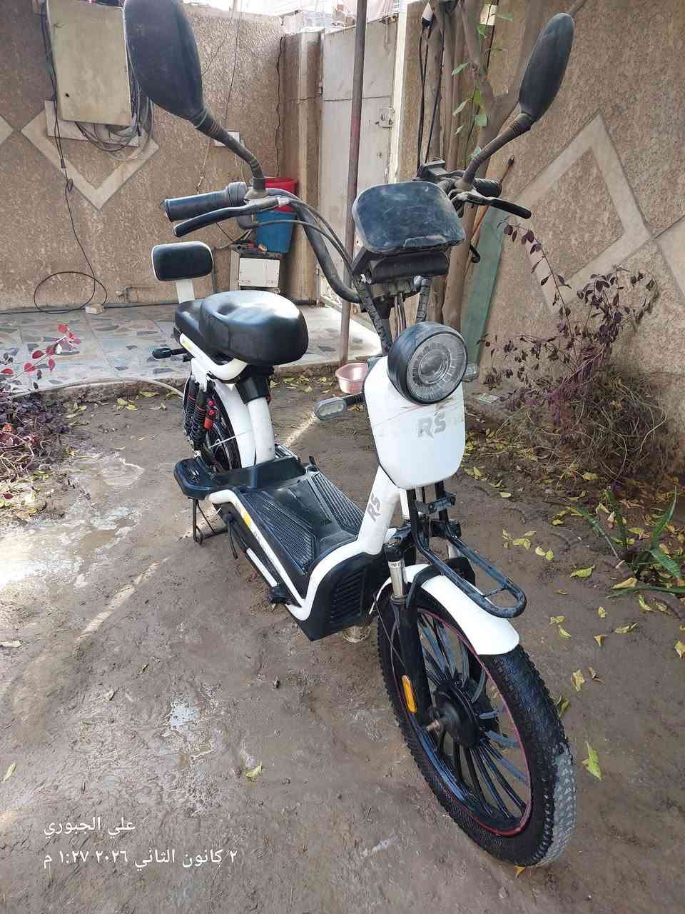 دراجه شحن كوم حديد للبيع السعر 150 الف وبيها مجال رقمي ***********
ملاحظه تركتها قبل شهر جان ما بيها شي
