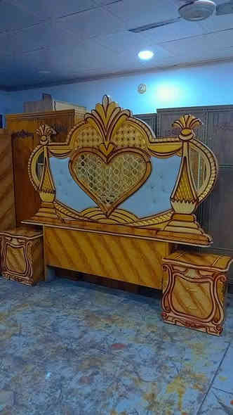 المكان شهربان قرب جسر عوني
السعر ٧٠٠ وبيهة مجال  
 
***********واتساب
