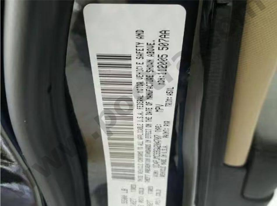 سلام عليكم جيب شيروكي 
رقم ميسان حرة
موديل ٢٠١٦
اللون اسود
ماشية ٧٩ الف ميل 
ستة سلندر ٣٢٠٠
فور ويل 
صور الحادث مرفقة مع الصور 
السعر ١٣٠ وبيها مجال 
***********
