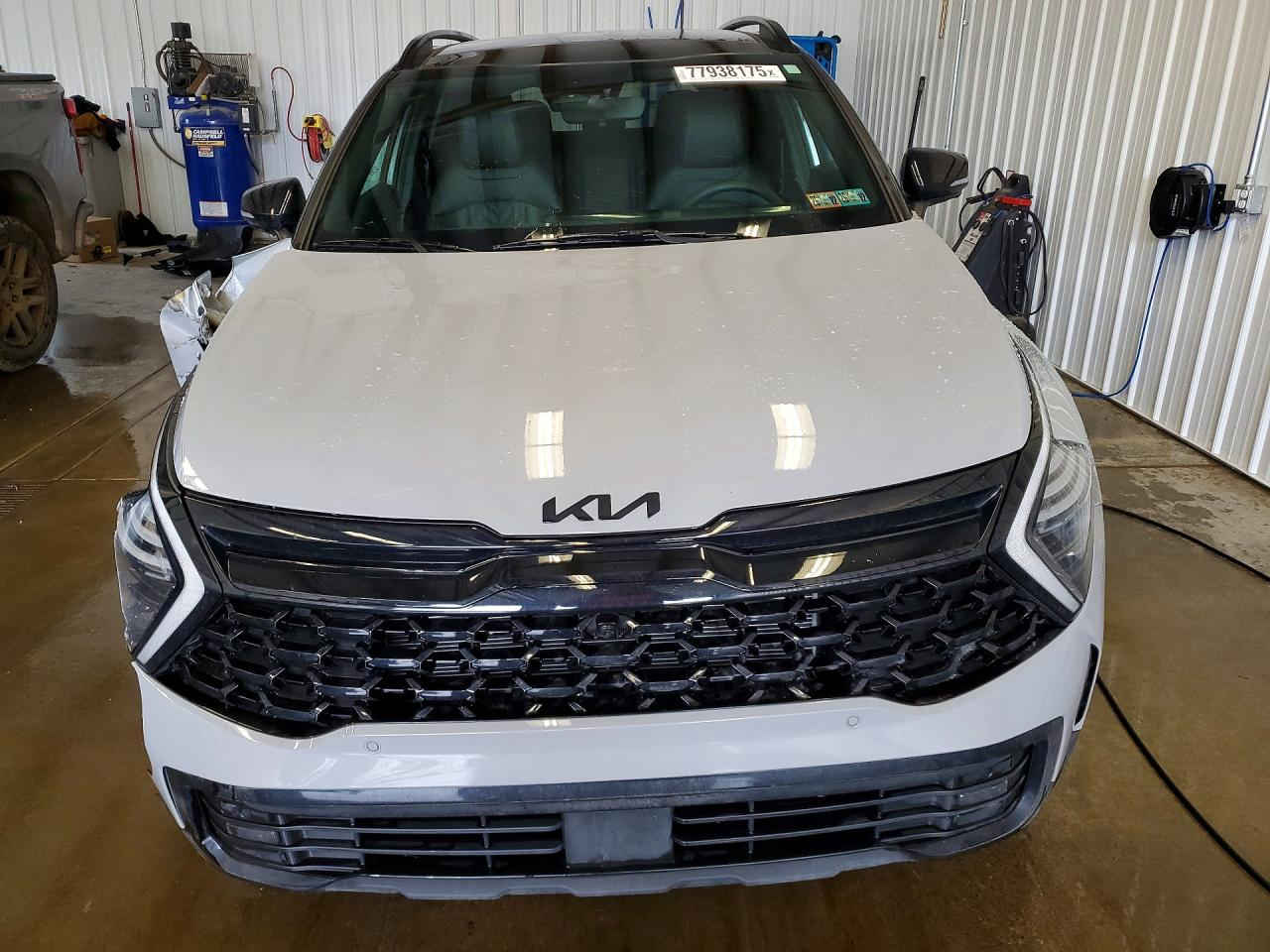 #أعـــلان_مــــــــــزاد #مكتب_بوابة_دبي
سعر نقل مخفض الى جميع الموانئ
ـ نوع السيارة : 2025 KIA SPORTAGE X-PRO PRESTIGE
ـ تاريخ المزايدة : 25/3/2026 الساعة 5:00 مساء 
ـ السعر : حسب تاريخ المزايدة المذكور أعلاه: 425$ دولار
ـ الضرر والمواصفات : حسب الصور المرفقة
-جميع السيارات الهايبرد الكهرباء معفي
من الكمرك الضريبة والرقم مجاناً
ملاحـــظــة .. السيارات المعروضة داخل الصفحة هي مجرد نماذج بسيطة للمزاد
وللمزيد من المعلومات الحضور الساعة الرابعة عصرا الى مقر الشركة الكائن في:
شارع الحزام الاخضر المدينة المايئة- مقابيل حي العدالة #النجف_الاشرف
المكتب ***********
زيد الطفيلي***********
عبد الله الزاملي***********
للانضمام لكروب الواتساب اضغط ع رابط
https://chat.whatsapp.com/HEg5DTFOYCnFPwSoSvOuuq
