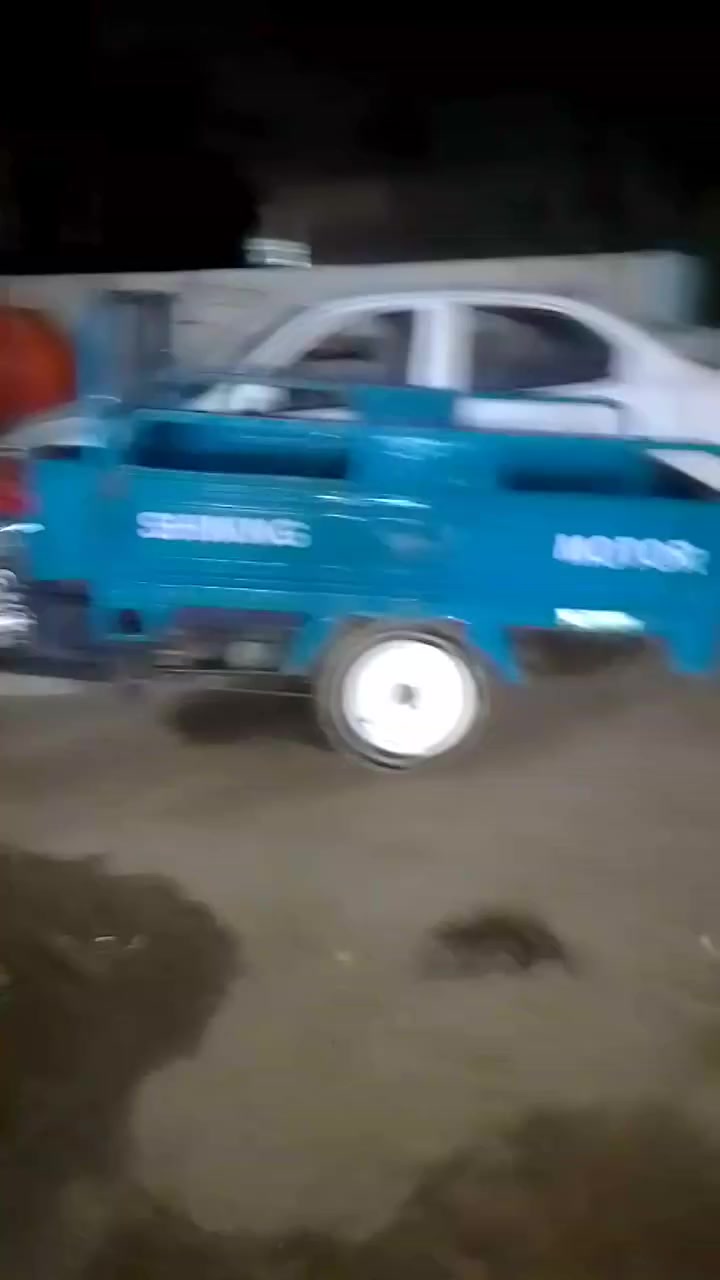 سلام عليكم كوفي شوب اللبيع موقعه كلش حلو بشارع الحافض يطلع على فريحه و يطلع على شارع فندق البارون ***********
