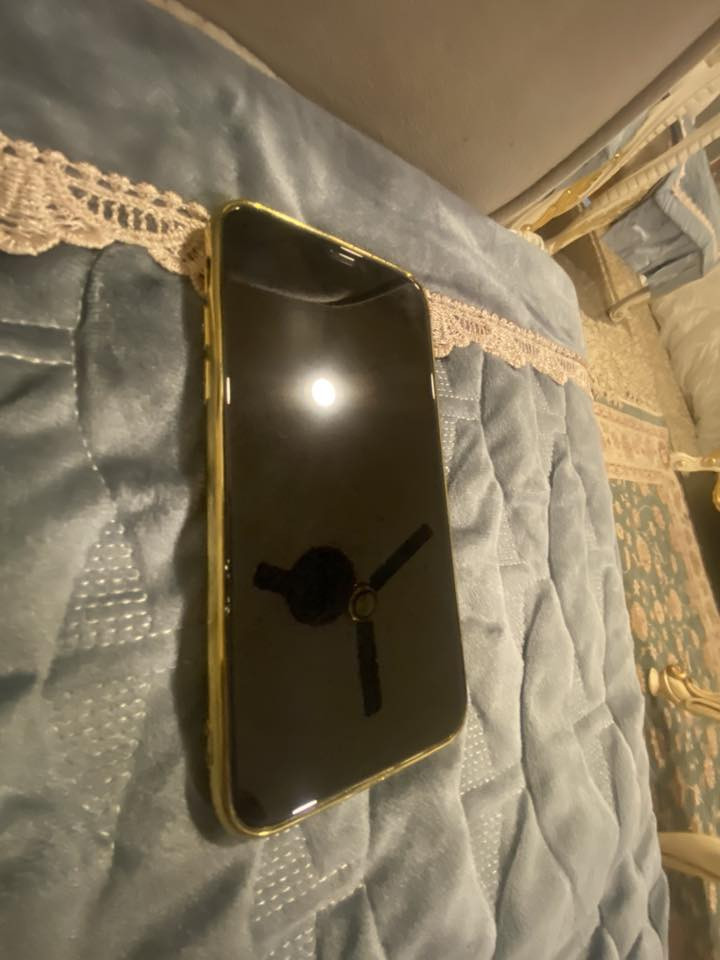 سلام عليكم اكس عادي لون اسود جهاز بتل شاشا وبطاريه نوعيه زينه جهاز يخبل بس ضهر مكسور ‏دكمه مال تشتهي طب جوا ذاكره 256 ونطيك ويا اكس عادي شاصي وكاميرات هديه مراوس ايباد وشعندك نزل اكس لبيض هدي قطع خيار الك مكان بغداد لحريه


**إذا كنت صاحب هذا الإعلان وتريد حذفه لأي سبب، رجاءا أرسل رسالة إلى الدعم الفني**