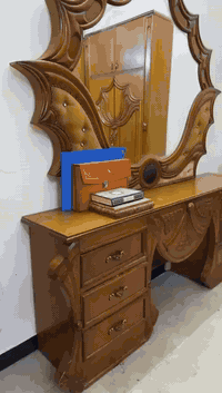 غرفه صاج للبيع السعر خاص مكاني شرطه لخامسه ***********
