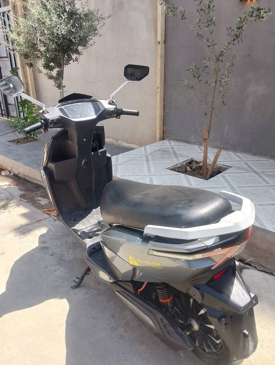 ماطور شحن للبيع سكنس
عقل وملف شرط
بطاريات 6 كبار شرط 32 امبير مسطره أكبر حجم لايت عالي وناصي ايشاير كله شغاله يمشيك 40 لي 50 كيلو حسب سرعه عنوان موصل حي ال بلديات سعر ٤٠٠ وبي مجال


**إذا كنت صاحب هذا الإعلان وتريد حذفه لأي سبب، رجاءا أرسل رسالة إلى الدعم الفني**