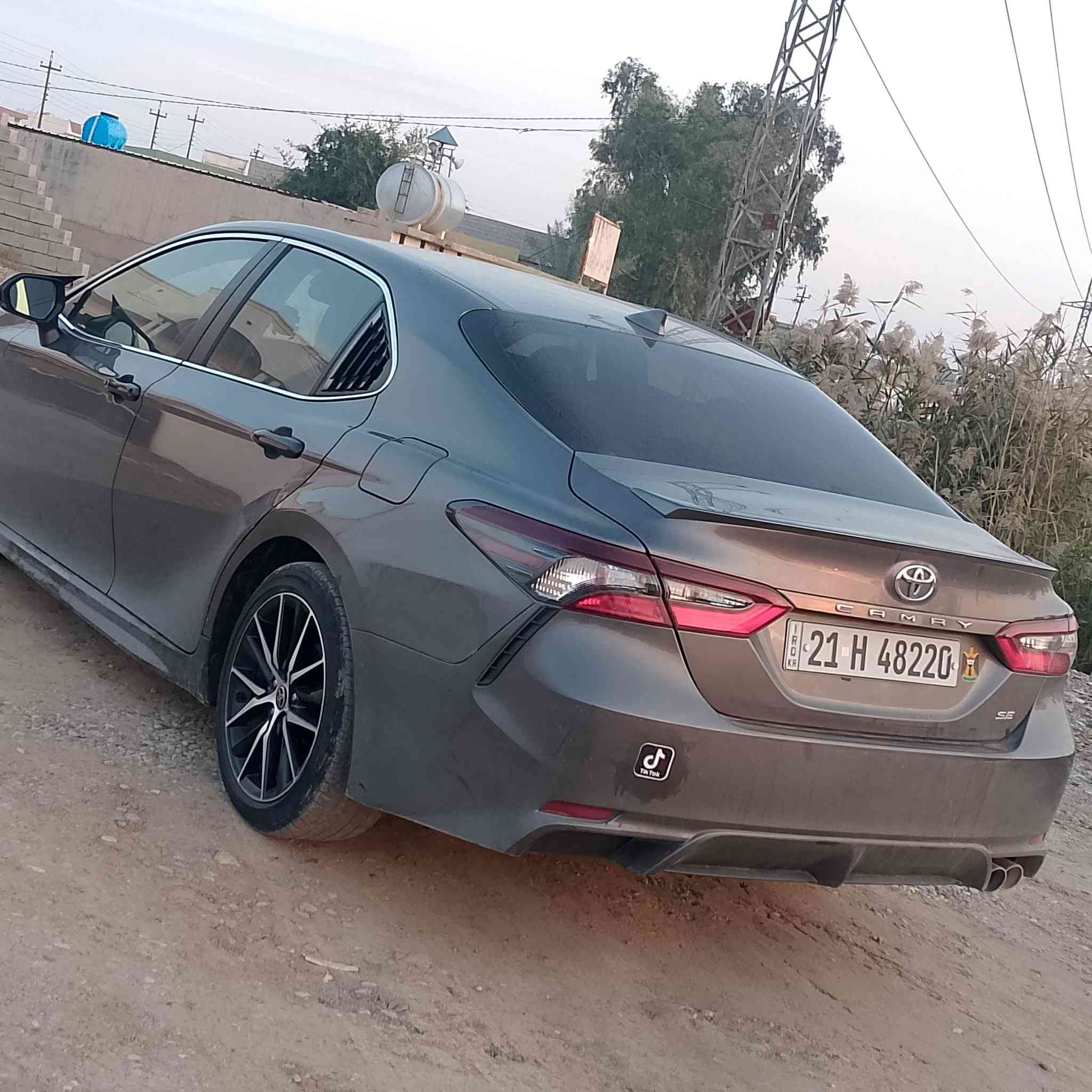 للبيع كامري موديل 23موصفات sE فول فوال بدن سلايت بس بصمه تشفيل على بعد ضرار بس باب سكن راقم *********** راقم *********** بس نصال موجود
