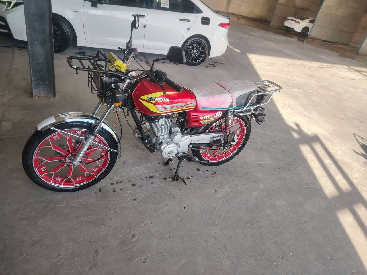 سلام عليكم
دراجه 5 كير 
موديل 24 
ما مفتوح 
سعر 550
رقم 0781474412


**إذا كنت صاحب هذا الإعلان وتريد حذفه لأي سبب، رجاءا أرسل رسالة إلى الدعم الفني**
