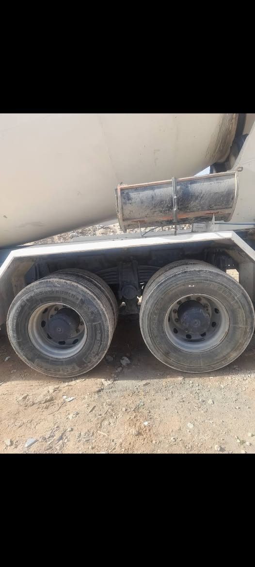 خباطه اكتروز شمعه للبيع 2001 اصل بموديله (***********) (***********)رقم بصره كير فتيس مجموعة جيف 5 ورگات محرك 41 مكفوله لا بخار ولا تنقيص شاصي 40 مكفوله قماره مكفوله جدر 11 متر مكعب مكاني النجف شارع معمل سمنت كوفه
