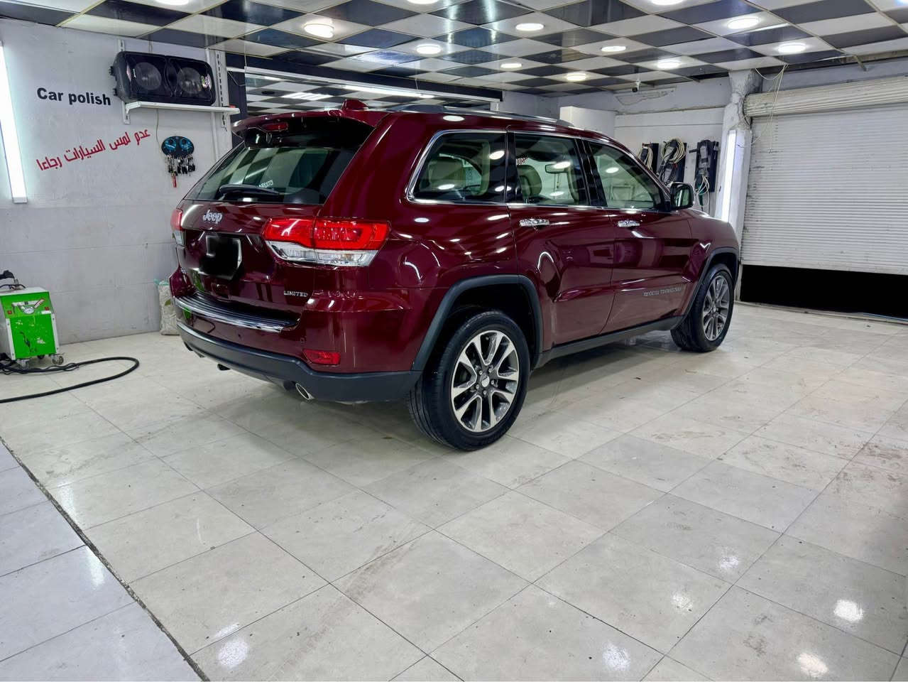 جيب لمتد للبيع او مراوس 
موديل 2018
خليجي وكالة هارلم 
ماشي 46 الف حقيقي 
كلين بدون ضرر 
مواصفات فول عدا جكتات
كشن تدفئة تبريد 
توقف ذاتي خلفي 
حساس امامي وخلفي 
لايت متحرك 
وضعيت قيادة متعدد 
4x4
بعد بي هواي مواصفات 
مكان السيارة كركوك 
رقم الهاتف *********** كركوك, العراق
