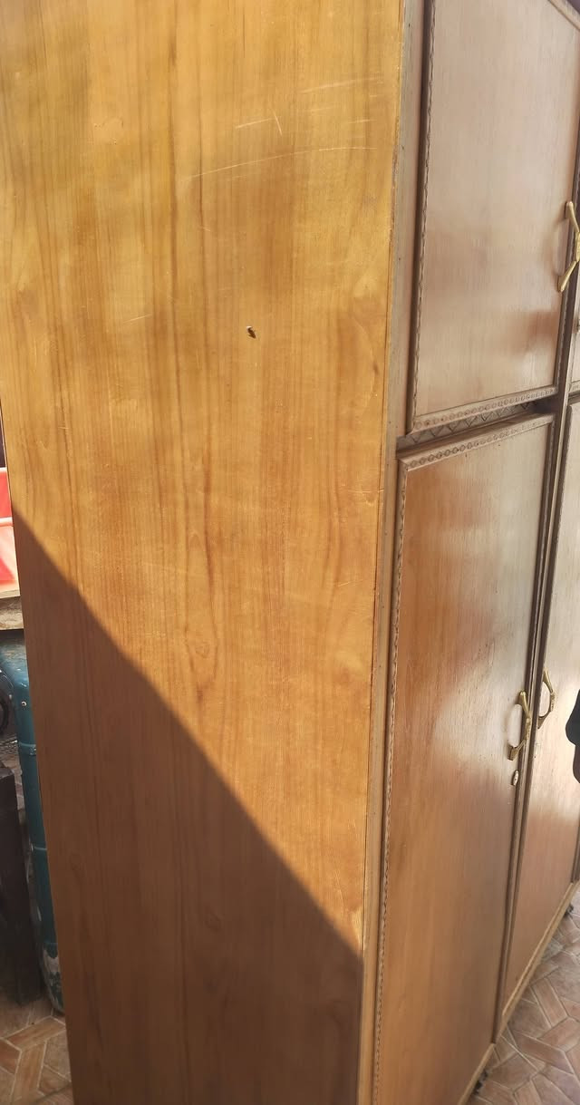 كنتور بابين للبيع بي ضربه موضحه بالصوره السعر 65وبي مجال الديوم ***********
