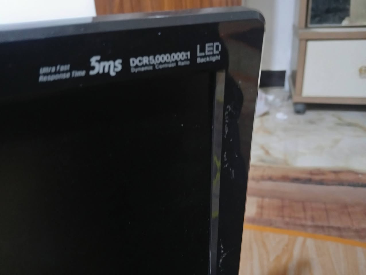 شاشه بهذا شكل  حجم 23.2 60 هيرتز للبيع سعر 50 فقط 
شاشه جديده بل كارتون  عنوان كربلاء ***********
