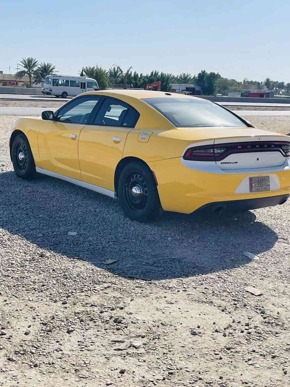 سلام عليكم جارجر موديل 21 اصل اصل رقم بغداد بسمي رقم مميز بوليسي مكينه 3600 كير 8 فول موصفات سياره جديده كير مكينه حداده جدد مكفولات تخم تاير فول موصفات منضومه زنون نقطه عمياء حاكيه عربي عداد 260 سياره جديده داخل عسلي حادث سياره جاملغ وشبر بل بنيد فقط 
/ سعر 210 وبيه مجال قليل مكان سياره بابل/ ***********
