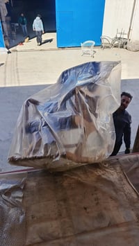 الهم صلي على محمد وال محمد//عمل اليوم تفريغ تريله كراسي هزاز وتم عزلهن...