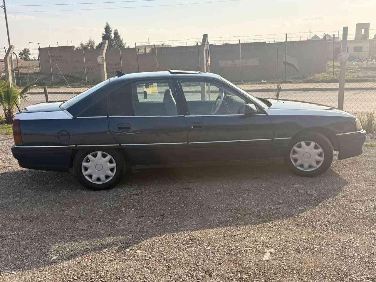 اوميكا موديل 92 رقم كركوك مشروع وطني رقم انگليزي دفتر بانزين بيها حجم 20 بلادي كير شرط محرك فقط بي خيط بخار 4 تايرات جدد صدر جديد كهربائيات كله شغاله غراض تبريد كله موجوده جوم كهربائيه شرط تريد وكاله اتريد تحويل السياره  سعر 32 
***********
