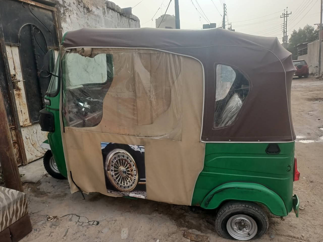 سلام عليكم تكتك لبيع رقم وسنويه 6ونص وبيه مجال قليل مكينه مجفته مكان بصره *********** وتساب
