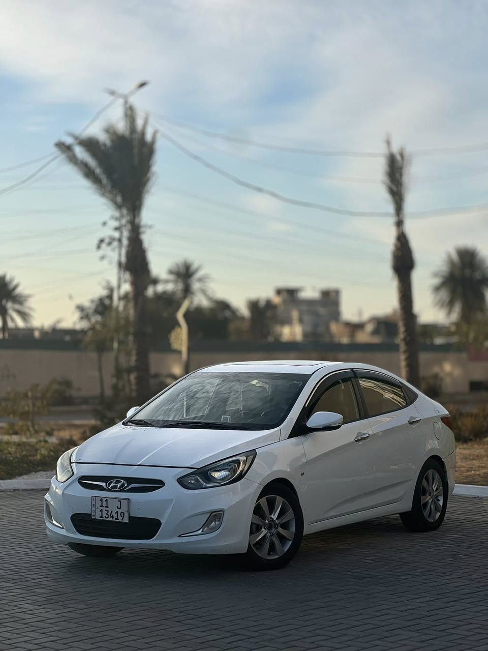 يالله اكسنت2011
السلام عليكم 
اكسنت 2011
السياره رقم بغداد بسمي تحويل موجود
فتحه 
فول تحكم ستيرن
اشاير بلمري
شاشه كبيره 
كامره خلفيه 
داخل لونين
ويل گب
السياره بيها جاملغ ايمن وباب البصف السايق والخلف هم صبغ
فقط
العنوان:بغداد حي الجهاد
السعر:98$
للاستفسار:***********
