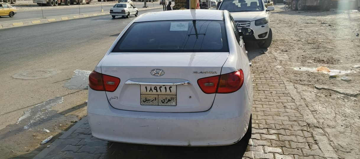 سلام عليكم النتره صابونه خليحي  2011 نص حزام ابيع حزام   تلث قطع بدون دواخل سياره تتدفه. تبريد كير محرك جدد حداديه 80/100 تخم تاير باتري جديد  سياره جاهزه عل اخر حبايه سنويه نافذه بل 2020 سياره بسم كردي تريد وكاله تريد  مداور سعر 94 اوبيه مجال بيع او مراوس حسب القناعه /***********/
