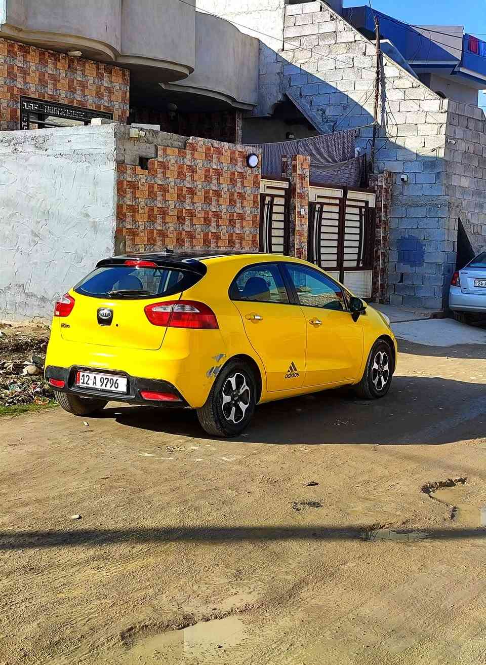 كيا ريو 2012 مكينة gdi ما مفتوحة محولة ومصفرة وهزة جديدة وبسمي ورقمة نينوى جنطة السعر85 الضرر بك لايت على من يتصل 
كورك ***********
اسيا***********
