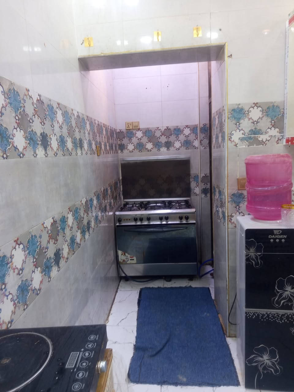 بيت طابق ونص ١٠٠ متر شارع جامعة الكفيل مطلوب لمصرف لاسكان تسديد ٢٣٠ مطلوب ٣٦ البيت فول ابناء جناي للاستفسار الاتصال بالرقم ***********
