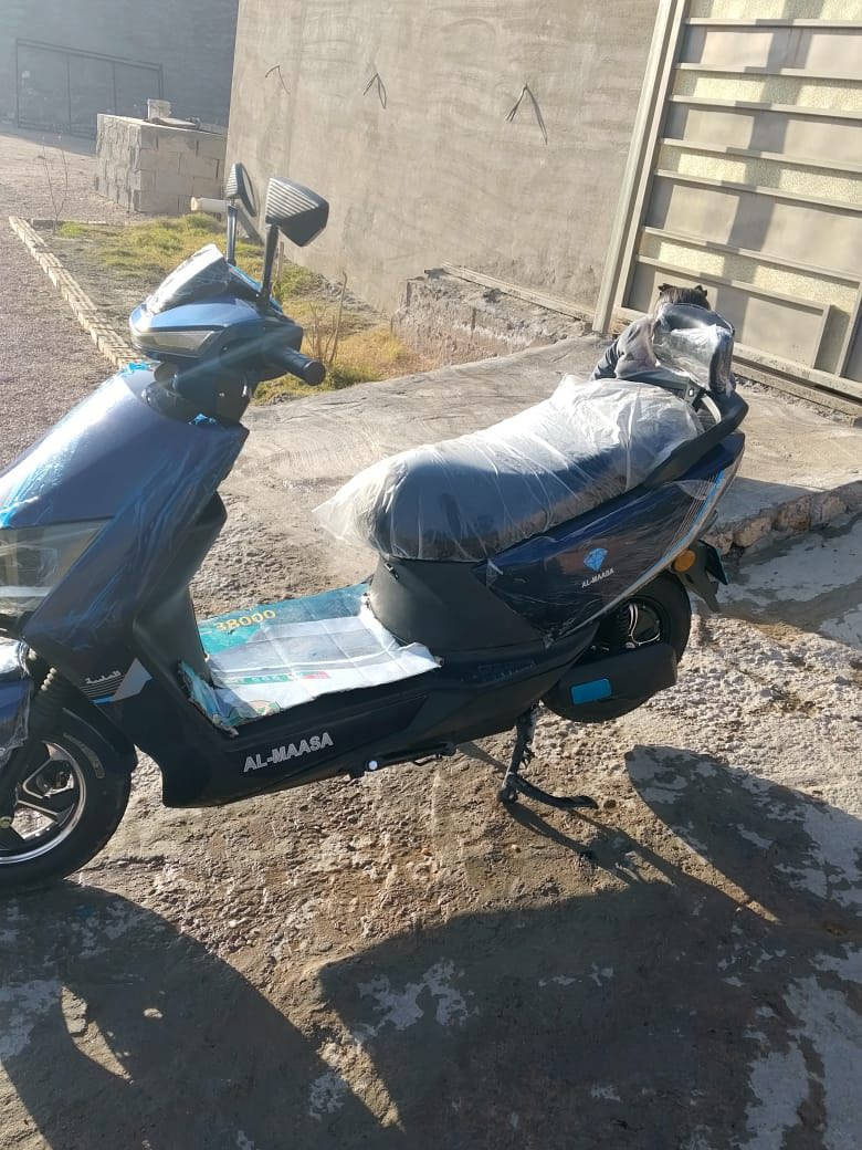 موطور شحن للبيع موديل2025  / ٦ بطاريات جديد السعر 600وبي مجال ***********

