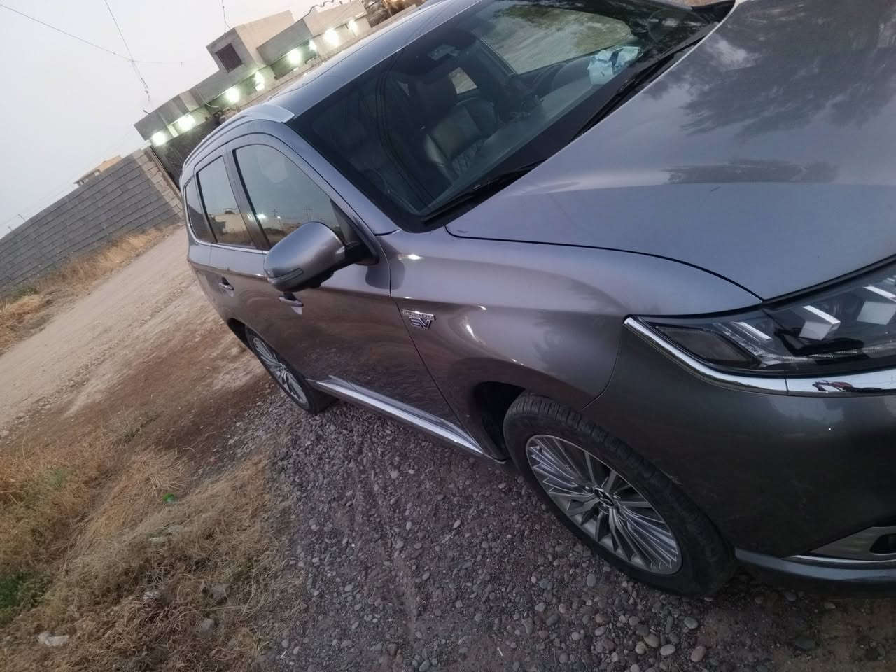 ميتسوبيشي اوتلاندر 22 جديده بدون ضرر السياره جاهزه السعر 175 وبيها مجال قليل
***********
