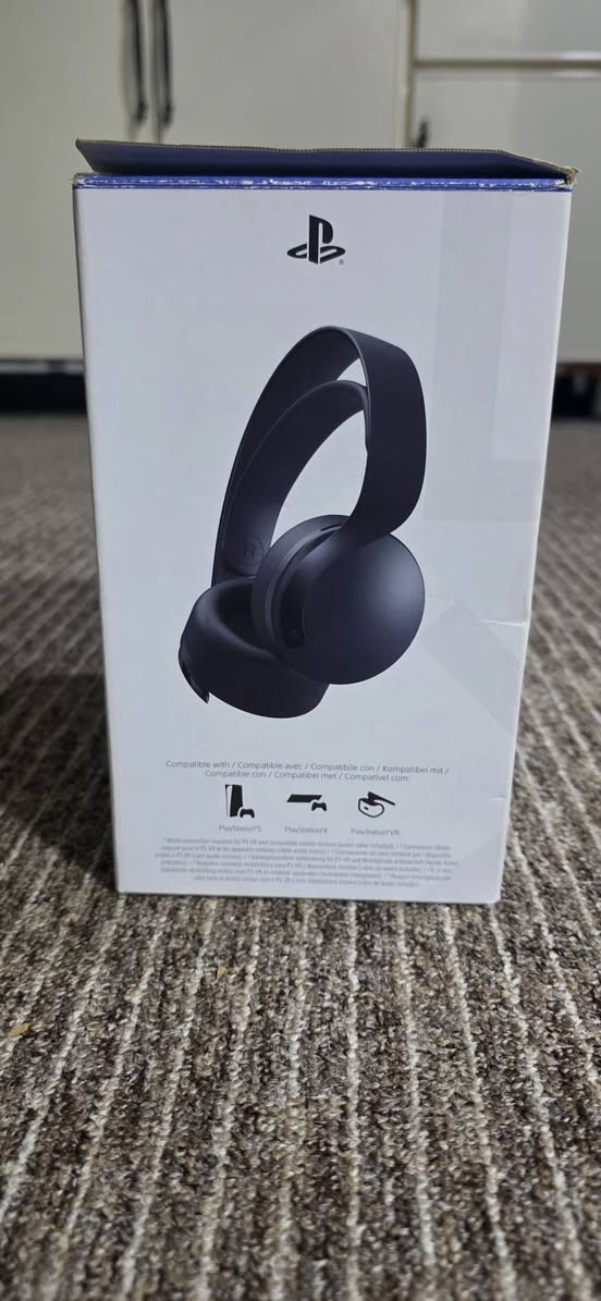 سلام عليكم 
البيع سماعات اصلي 
 الحاسبه والبلي4 و5
اني شتريت 135 جديد 
البيع سعر 80 الف


**إذا كنت صاحب هذا الإعلان وتريد حذفه لأي سبب، رجاءا أرسل رسالة إلى الدعم الفني**