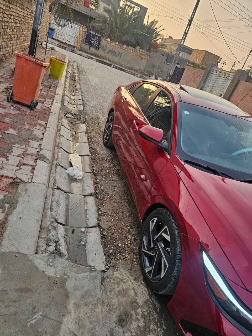 سلام عليكم سياره النتره موديل 24 توه داخله صاره سبوع بكتاب شهداء بسم جدي حادثه جاملغ وبنيد تعمير السياره بدون تبديل فول مواصفات السياره جاهزه كم يوم وتستلم لوحات سياره جاهزه نضيفه وحلوه السعر 160 وبيه مجال قليل مكاني ميسان رقمي ***********
