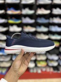 حذاء سكيتشرز • ٤١–٤٣ • أصلي جديد