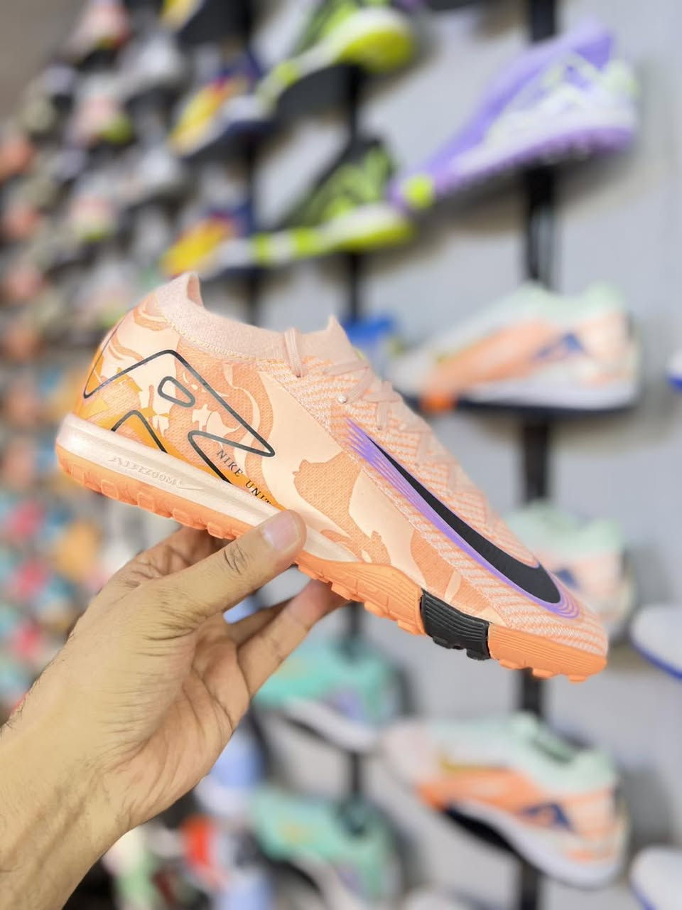 اير زووم اصدار خاص 
الشكل المختلف من نايكي 
ماستر وكالة ( باركود ) 
للحجز مراسله الصفحة 
توجد خدمة توصيل 
العنوان بغداد المعامل البستان مجاور مطعم اوراس


**إذا كنت صاحب هذا الإعلان وتريد حذفه لأي سبب، رجاءا أرسل رسالة إلى الدعم الفني**