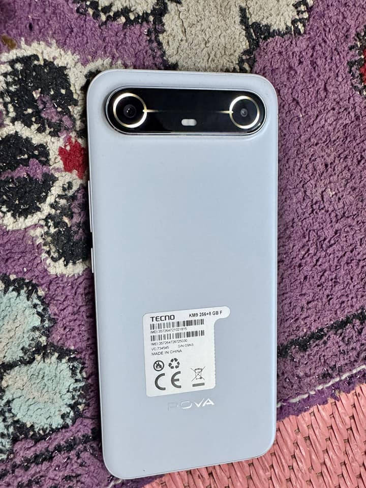 سلام عليكم من رخصه الادمن تلفون للبيع كارتون بعده استخدام 10ايام اخذته 315 ابيع ب275   ***********
