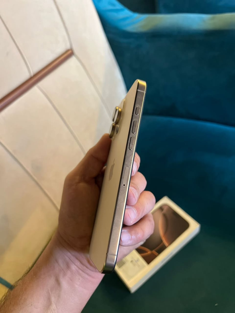 للبيع: ايفون 16 برو ماكس
آيفون 16 برو ماكس

🎨 اللون: تيتانيوم

💾 الذاكرة: 256GB

🔋 البطارية: 100%

✨ النظافة: 100% (كالجديد)

🛡️ الضمان: شهر

📦 الكارتون موجود

📎 كل الأغراض أصلية وغير مستخدمة

❌ ما بي أي عيب

❌ ما مفتوح 

✔️ استعمال خفيف جداً

💰 السعر 1300

📞 مراسلة خاص أو اتصال

***********
