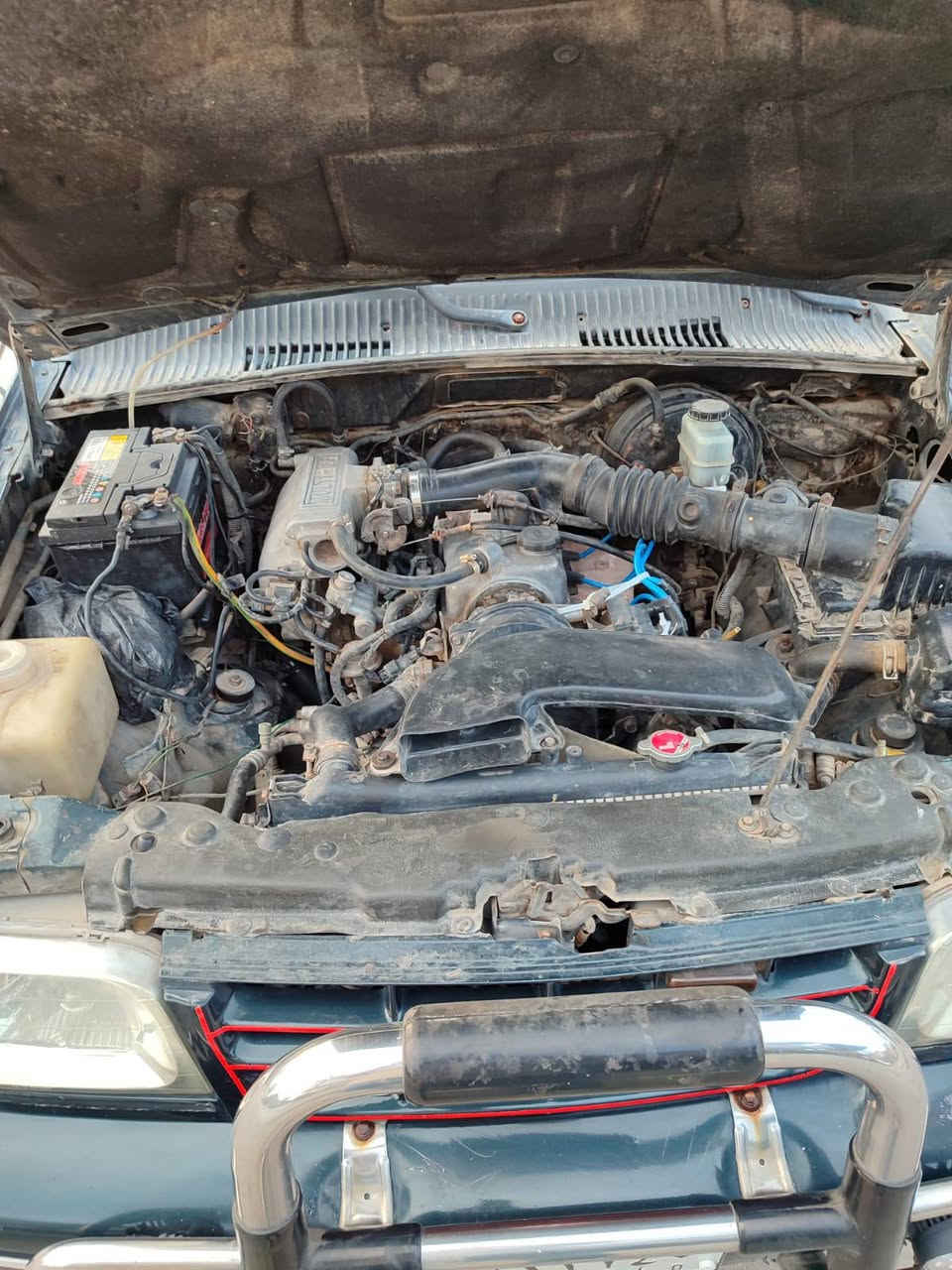 كيا سيورتج 94 كير اوتماتيك 
كير ومكينة مكفولة بدون حادث 
السعر 45
مكان بغداد 
للاستفسار ‏‪***********‬‏
