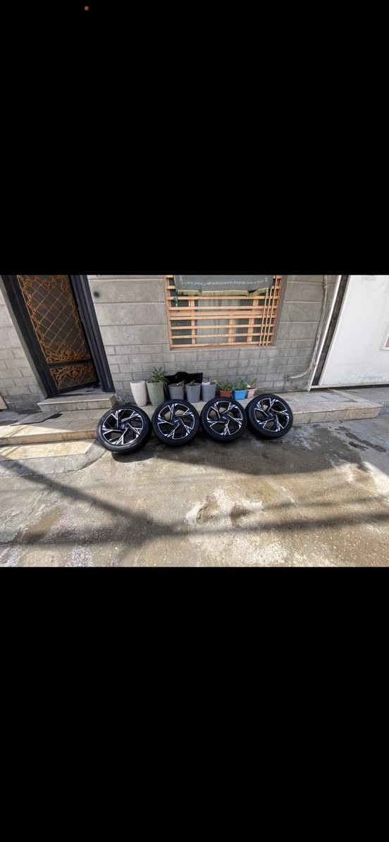 السلام عليكم 
ويل كب مال كي فايف موديل 25مال جي تي لاين للبيع فقط فقط رجاء 
تخم كامل نظافه 100/100
للاتصال على الرقم ***********
