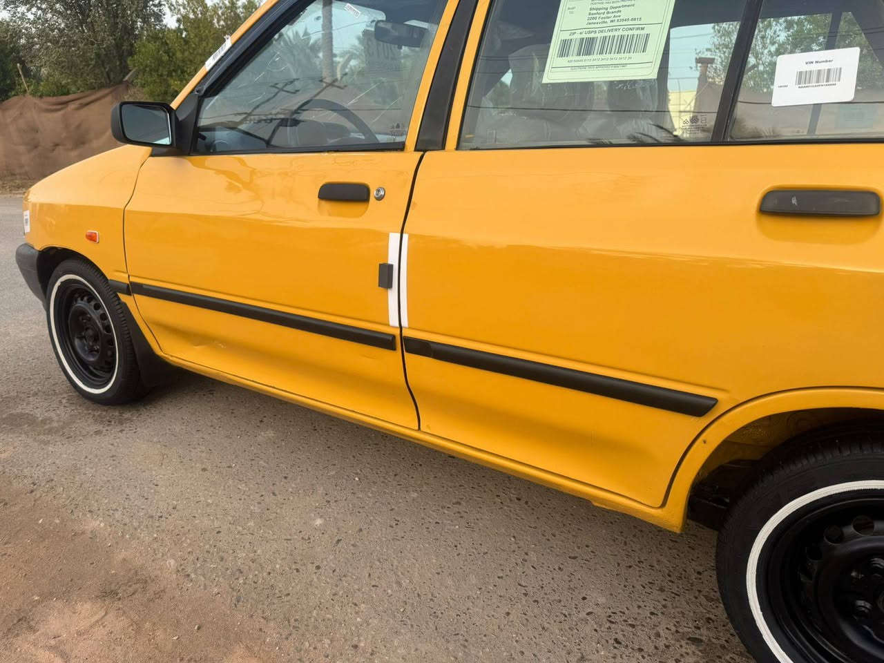 مرخصت الادمن المحترم
سايبا موديل ١٣ رقم بغداد الماني 
سنوية لغاية ٢٧ 
مصفره هيئه وغرامه 
شواصي شرط بلاد لاصبغ ولالحيم ولاخياس 
محرك مكفول لاتبخير. ولاتنقيص ولادخان
كير جديد لايفلت ولايقر ولا بي صوت
مكفوله من الضربه والصبغ والتبديل 
حداديه اماميه خلفيه جديده 
تخم تاير جديد ابو الخط 
كهربائيات كلهه شغاله 
السعر ٢٩ وبيهه مجال بصيط 
مكان السياره بابل قرب سيطرة الاثار 
رقم الهاتف ***********
