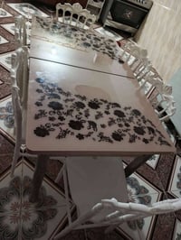 طقم ٦ • طاولة • كراسي