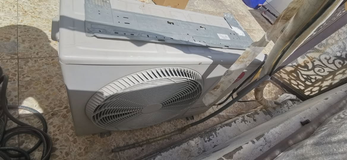 سبلت 1.5 طن ونص ال جي انفيرتر شغال معروض للبيع ب350 الف 
سبب البيع اشتريت سبلت اكبر


**إذا كنت صاحب هذا الإعلان وتريد حذفه لأي سبب، رجاءا أرسل رسالة إلى الدعم الفني**